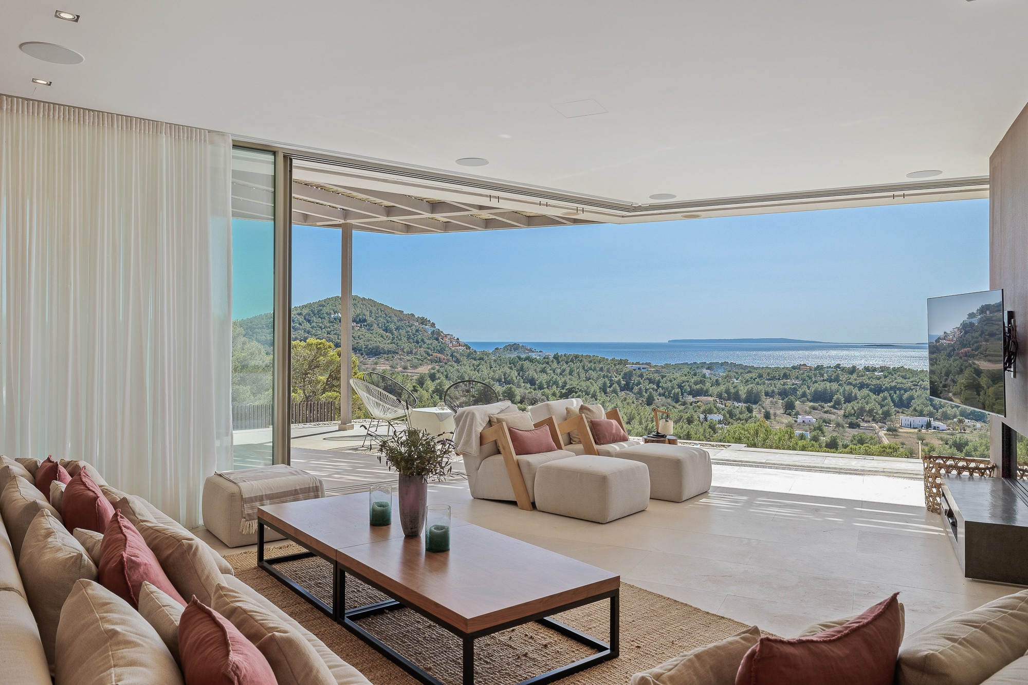 Mediterrane Villa mit Panoramablick auf das Meer in Can Rimbau - 5