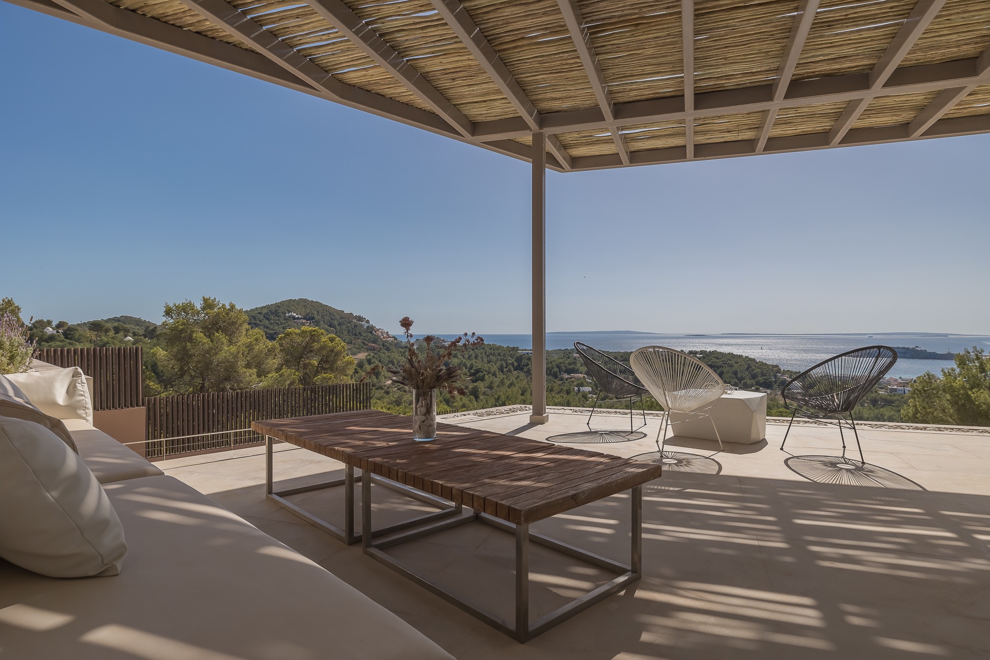 Villa mediterránea con vistas panorámicas al mar en Can Rimbau - 3