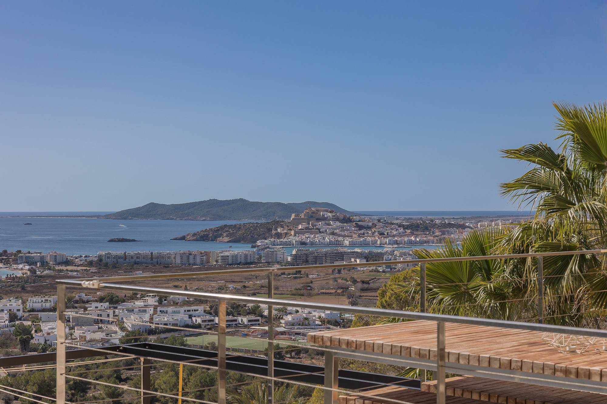 Mediterrane Villa mit Panoramablick auf das Meer in Can Rimbau - 33