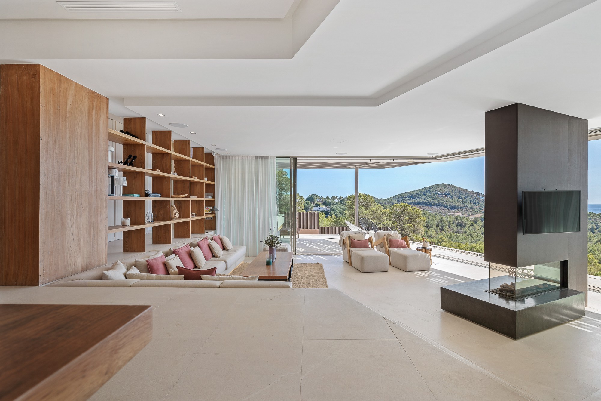 Mediterrane Villa mit Panoramablick auf das Meer in Can Rimbau - 10