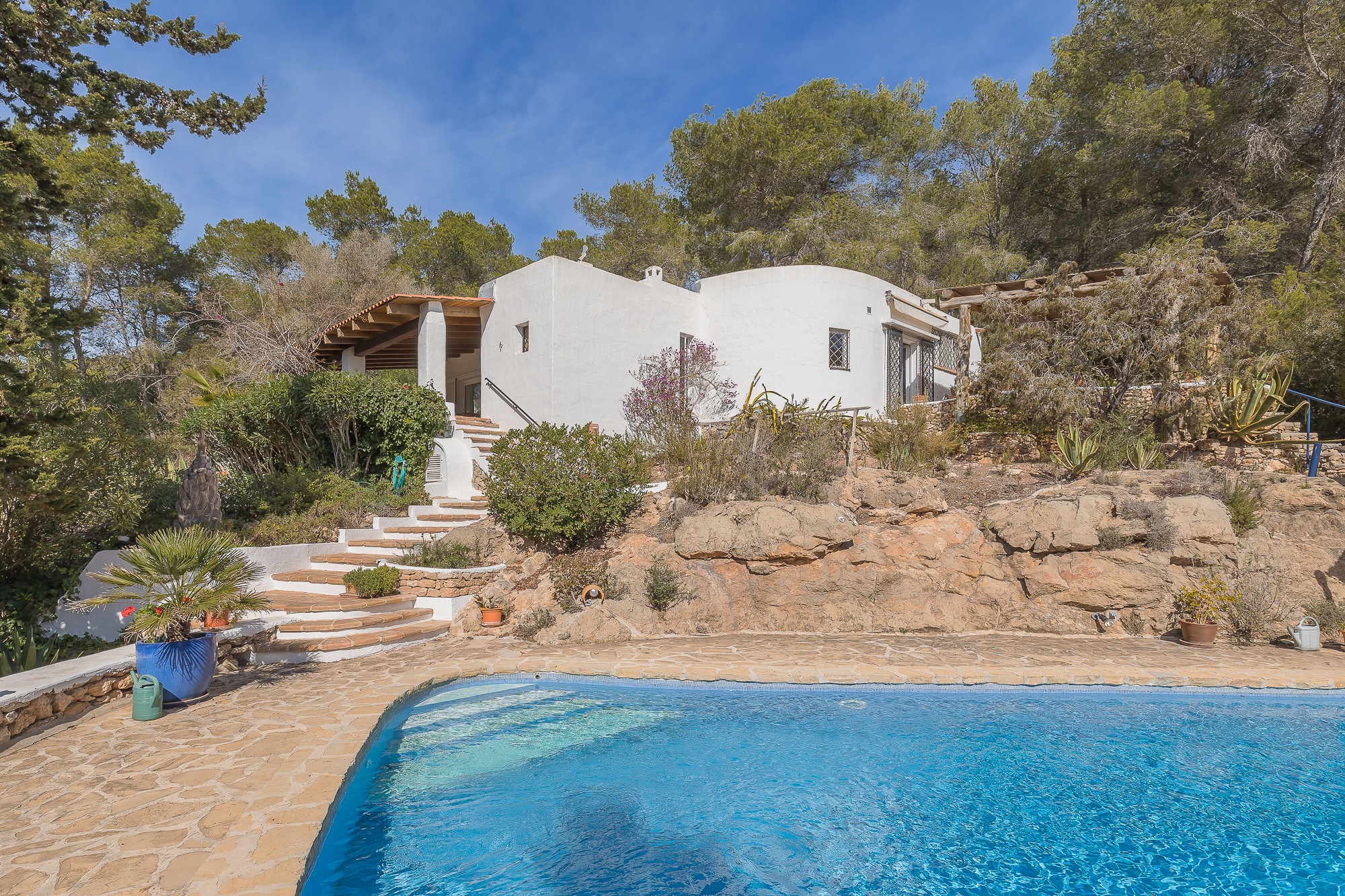 Charming finca with large pool