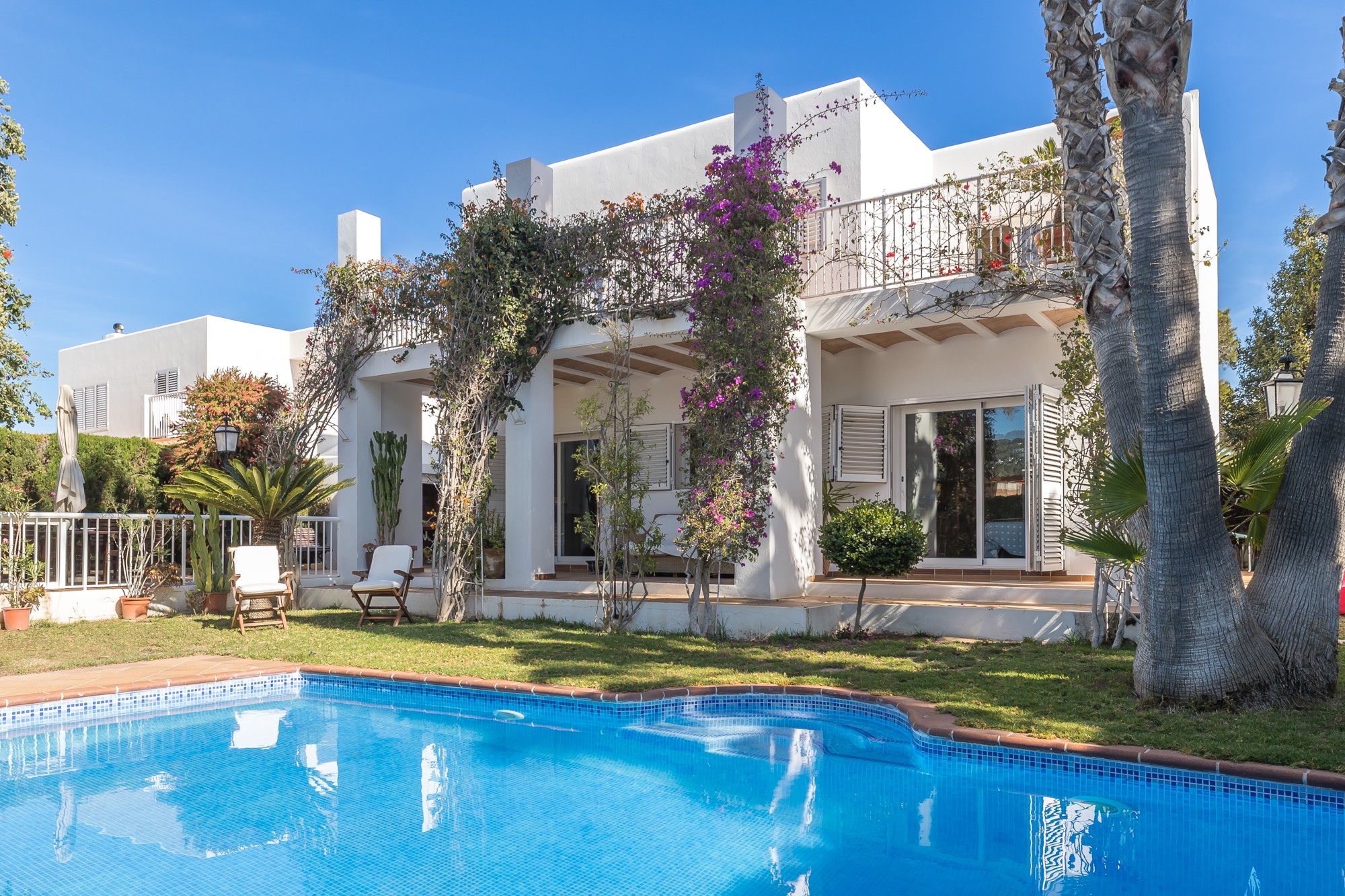 Mediterranean villa with pool - 1