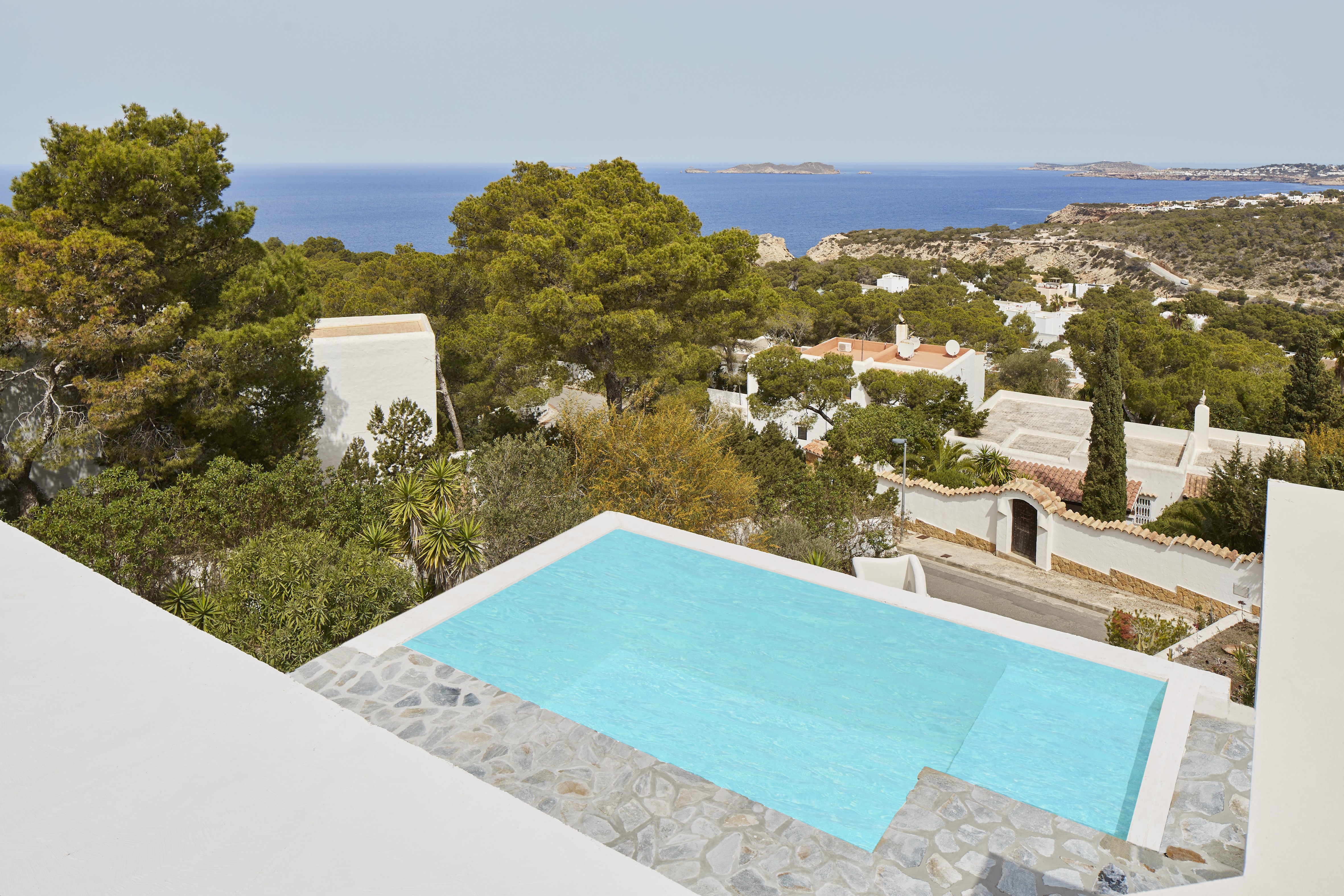 Brand new renovated villa with stunning sea views - 2