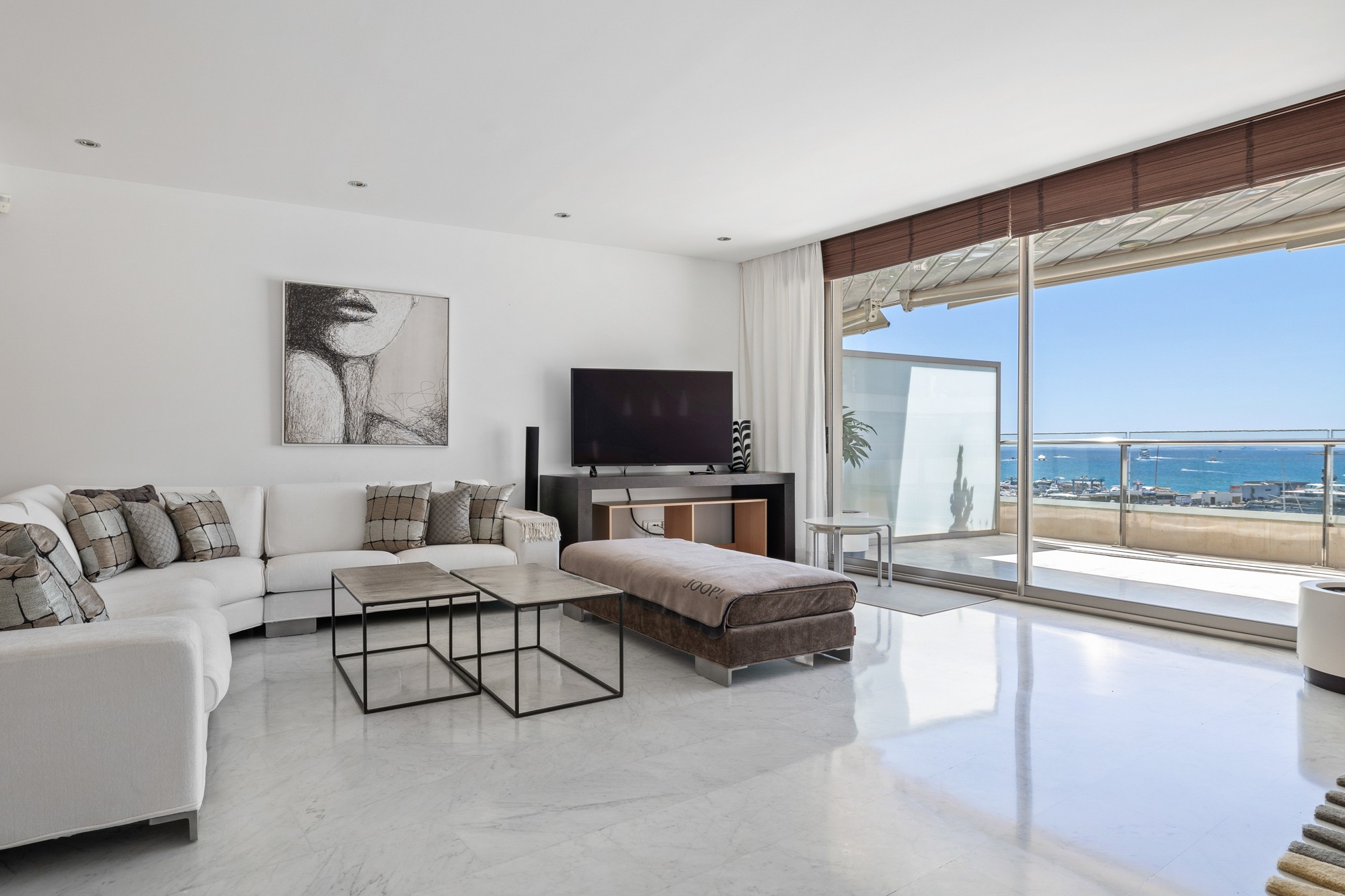 Precioso apartamento con vistas al mar y Dalt Vila en Marina Botafoch - 7