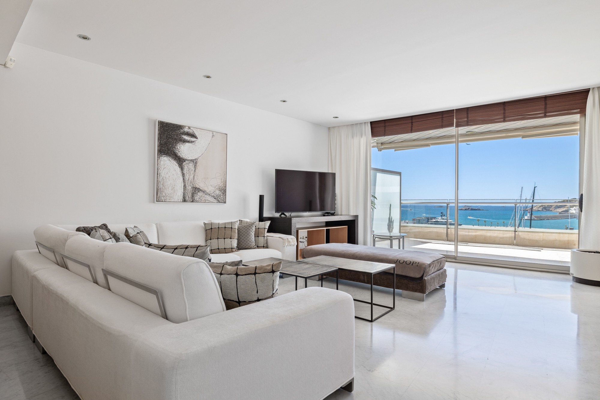 Precioso apartamento con vistas al mar y Dalt Vila en Marina Botafoch - 5